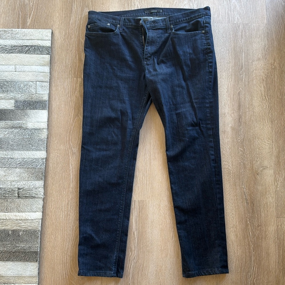 Joe’s jeans Brixton, straight and narrow, king